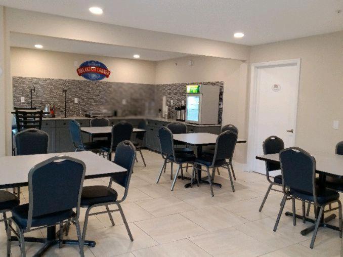 Baymont By Wyndham Lake Park Valdosta I75 Exterior photo