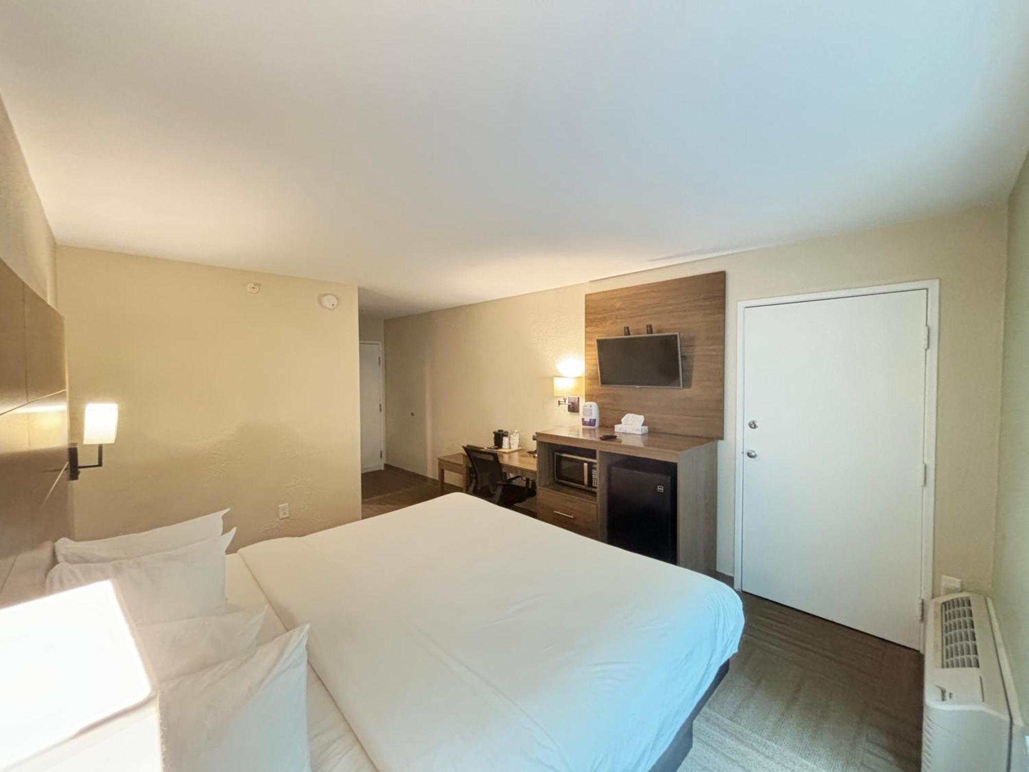 Baymont By Wyndham Lake Park Valdosta I75 Exterior photo